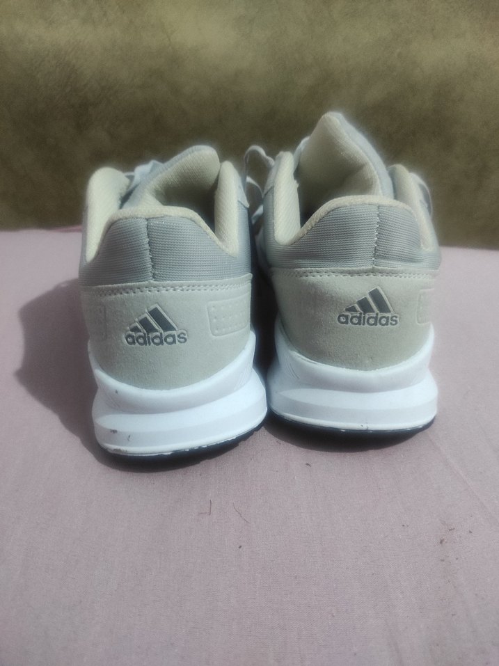 Adidas Açık Gri Koşu Ayakkabısı — görsel 4/4