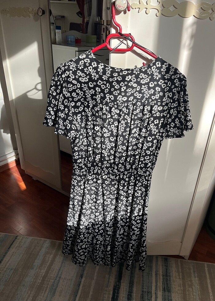 çiçekli günlük elbise - Görsel 2