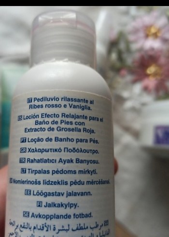 Beden Avon Foot Works Ayak Bakım Seti.4 parçadan oluşur