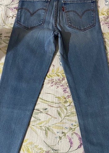 Levis Mavi Denim Jean