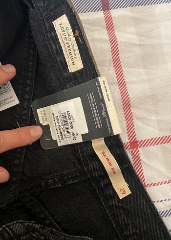 Levis Koyu Siyah Denim Jean