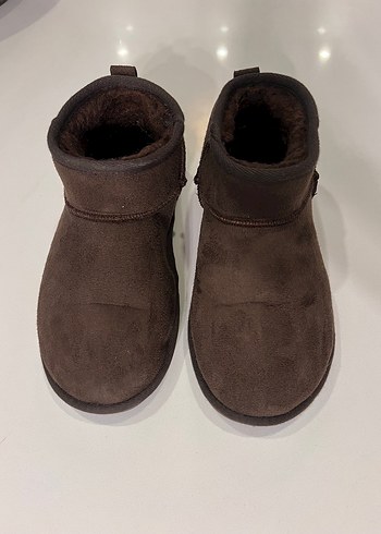 Ugg ürünü