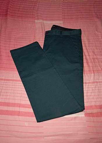 Kemer Detaylı Koyu Yeşil Erkek Pantolon O kulanılmamış - Görsel 7