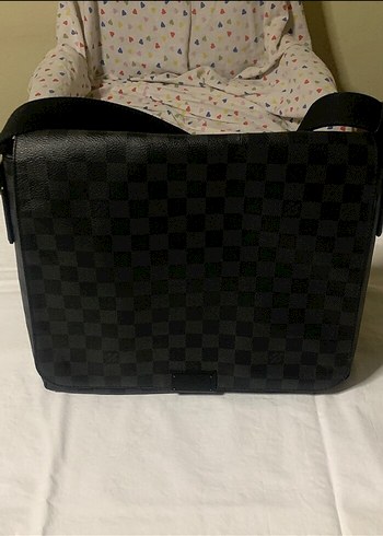 Louis Vuitton Sik Siyah Ekose Omuz Cantasi