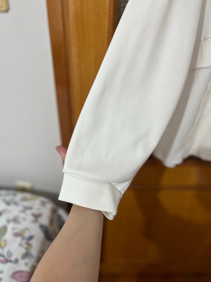 Oysho Ekru Oversize Kapüşonlu Sweatshirt — görsel 5/7