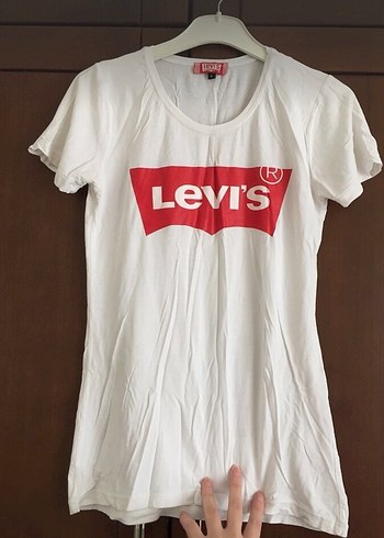 Levis Levi S Beyaz Kisa Kollu Tisort