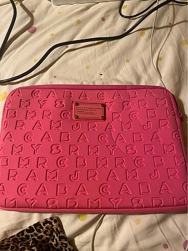 Marc jacobs laptop çantası