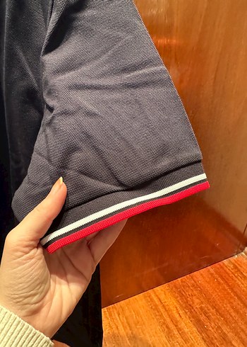 Siyah Polo yaka tişört - Görsel 3