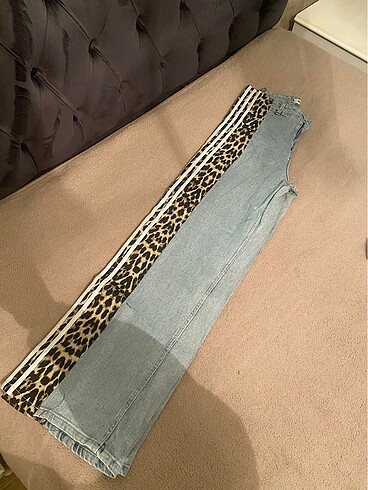 Yanları leoparlı bol jean 40 beden