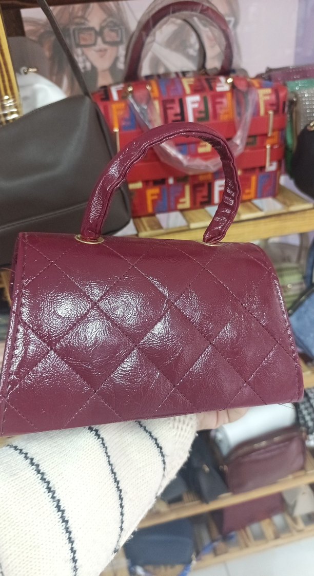 Bordo Parlak Deri Kadın Çanta - Görsel 3