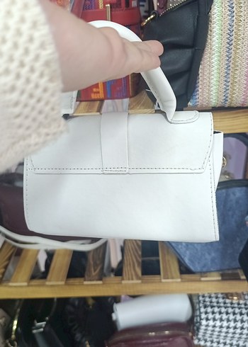 Beyaz Deri Tokalı Kadın Çanta - Görsel 2