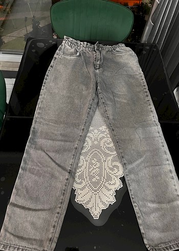 Gri Lastikli Kadın Midi Kot Pantolon