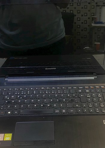 Lenovo Siyah Dizüstü Bilgisayar