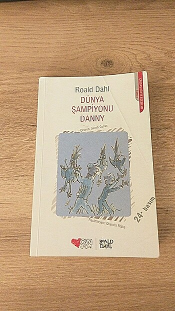 Dünya Şampiyonu Danny Hikaye Kitabı