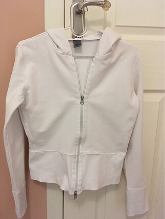 Beyaz sweatshirt