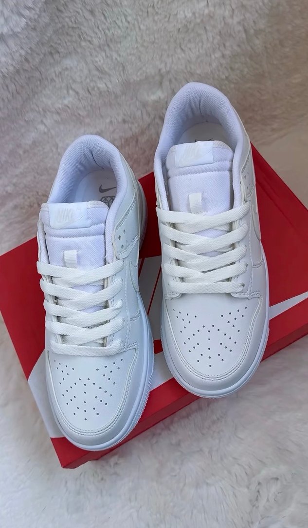 Nike Dunk low — görsel 3/4