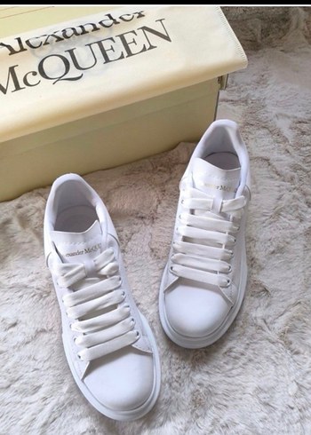 Alexander McQueen Beyaz Deri Sneaker