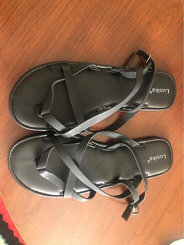 Diğer ??44-45 Numara??Luoika Sandalet