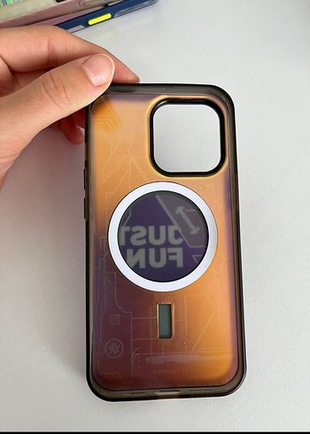Bej Renkli Düğmeli Telefon Kılıfı