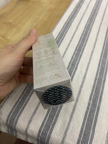 Leke karşıtı cilt beyazlatıcı - Görsel 6