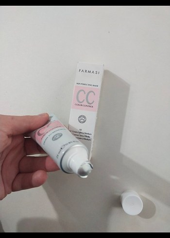 Farmasi CC Krem Açık Orta Ten - Görsel 3