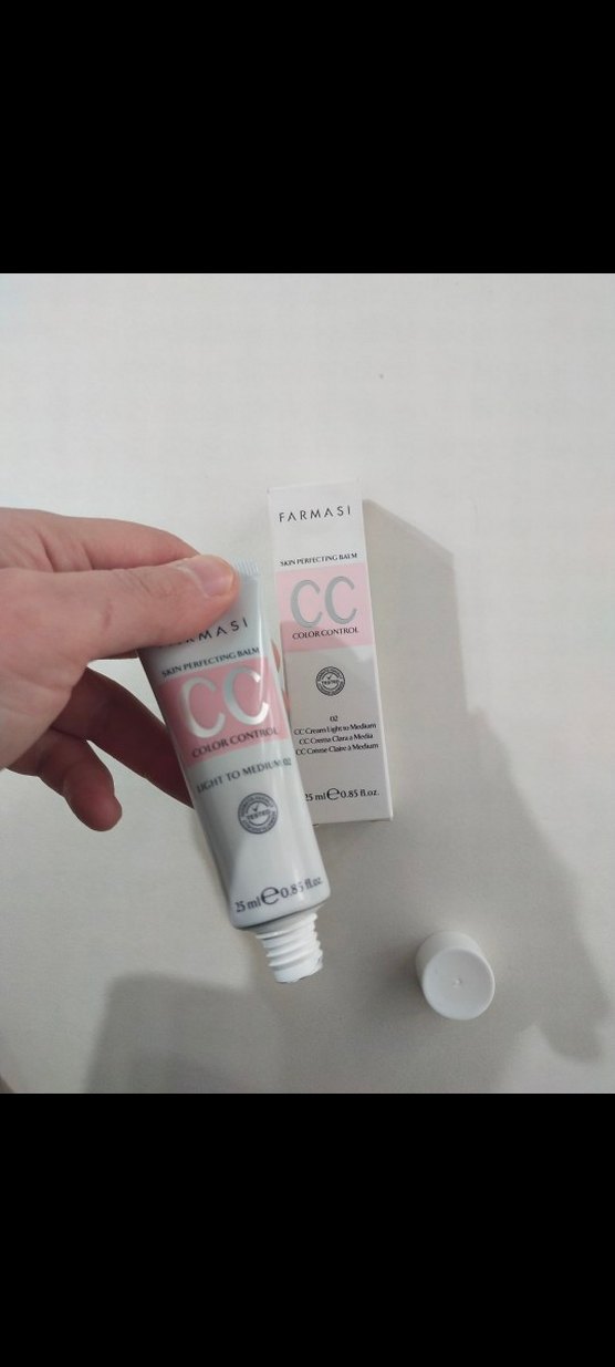 Farmasi CC Krem Açık Orta Ten - Görsel 4