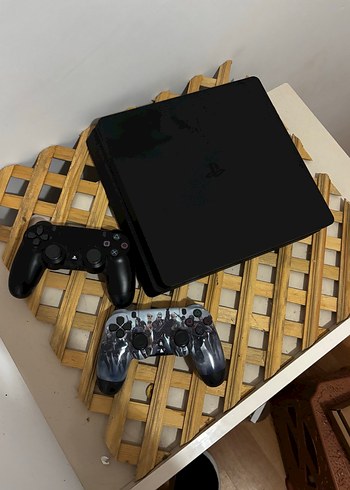 Sony Ps4slim 1tb Kirik Agzina Kadar Oyun Dolu İki Kol Yan Sanayi