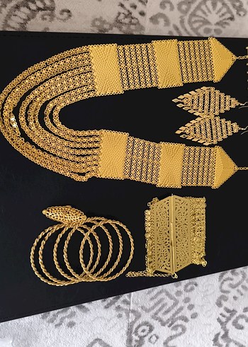 Accessorize Altin Tonlu Sik Taki Seti