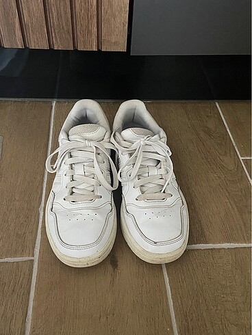 36,5 Beden beyaz Renk Sneaker