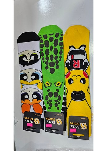 Renkli Desenli Çoraplar - Görsel 2