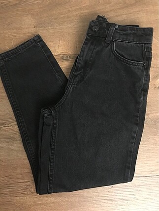 Siyah mom jeans
