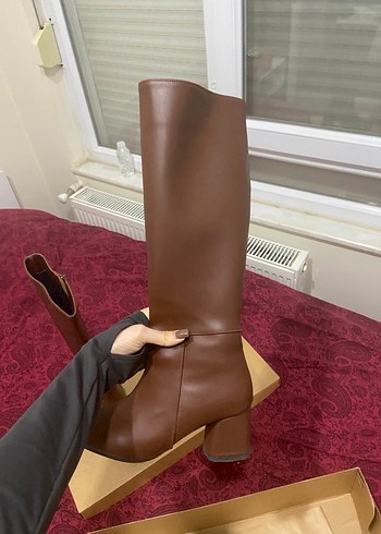 Kahverengi Deri Dizüstü Stiletto Çizme - Görsel 2