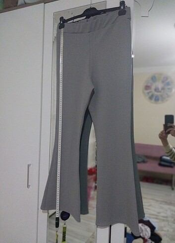 Gri geniş paça pantolon çok iyi durumda birdefa kullanıldı 