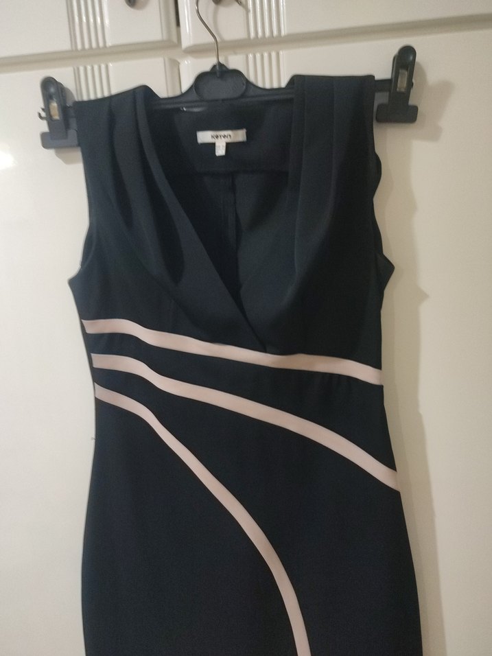 Siyah V Yaka Kolsuz Mini Elbise düğün - Görsel 2