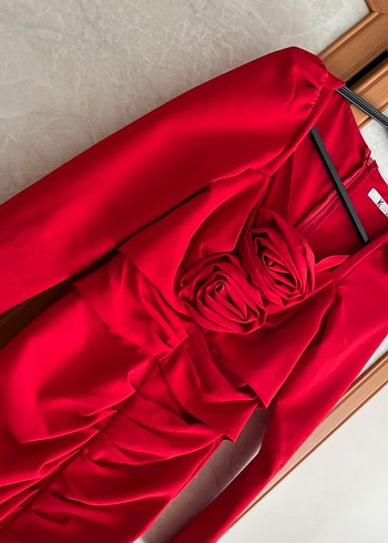 Kırmızı V Yaka Mini Abiye Elbise - Görsel 3