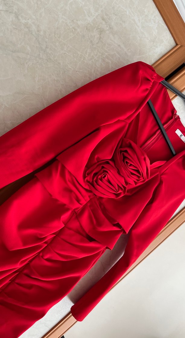 Kırmızı V Yaka Mini Abiye Elbise - Görsel 3