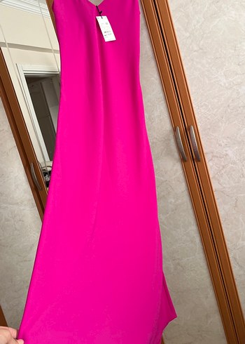 Pembe V Yaka Drapeli Uzun Kadın Elbise - Görsel 4