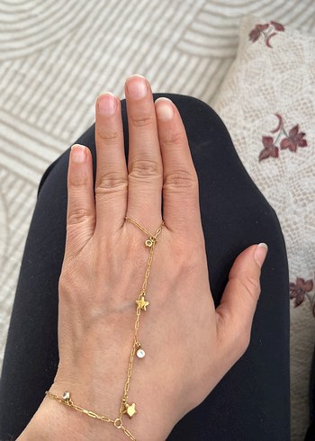 ŞAHMERAN Altın Renk Minimalist Kadın El Zinciri - Görsel 2