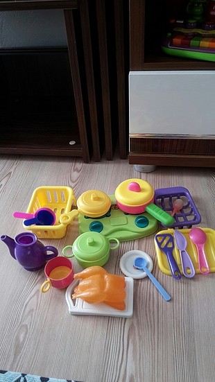 Yemek takımı oyuncak