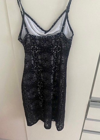 Mango Dantel Detaylı Siyah Mini Elbise