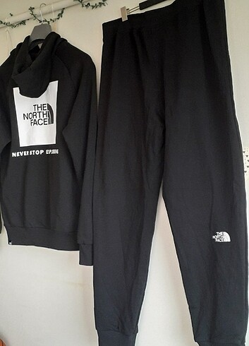 l Beden siyah Renk The north face ikili sweatshirt ve esortman alti