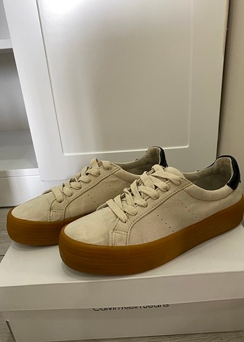 Bershka sneaker