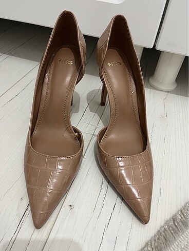 38 Beden Stiletto
