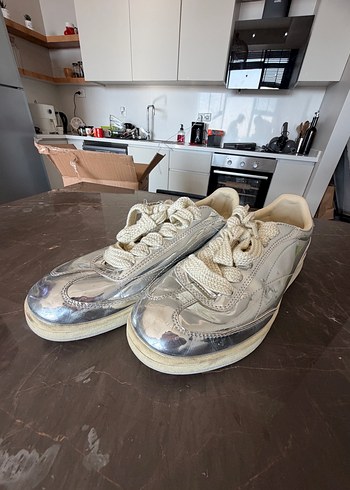 Zara Sampanya Gumus Sneaker