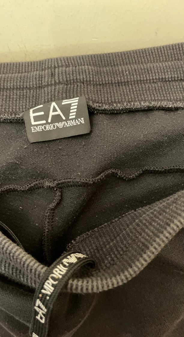 Emporio Armani Siyah Eşofman Altı — görsel 2/5