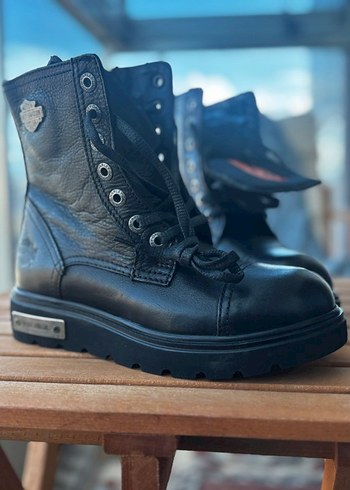 Harley Davidson Siyah Bagcikli Bot