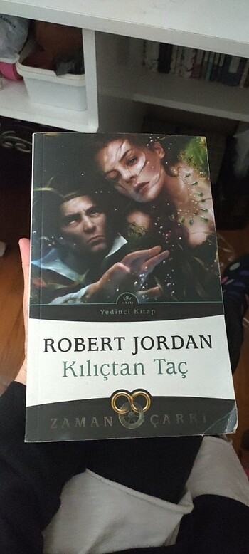 Zaman çarkı 7 kılıçtan taç Robert Jordan