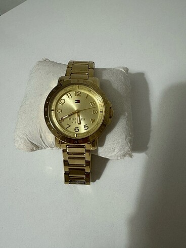 ORJİNAL TOMMY HİLFİGER GOLD SAAT