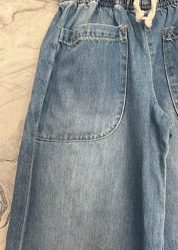 Mavi Rahat Ve Sik Acik Mavi Denim Pantolon 9 10 Yas