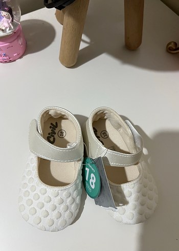 Kız Çocuk Beyaz Yılan Desenli Babet Ayakkabı - Görsel 2